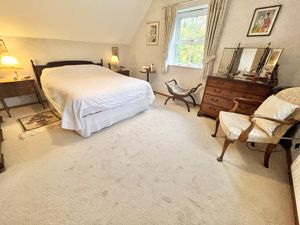 Photo 11- click for photo gallery